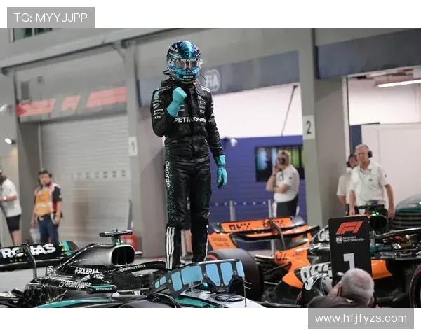 F1新加坡大奖赛排位赛 法拉利车手勒克莱尔拿下杆位 F1新加坡大奖赛排位赛 法拉利车手勒克莱尔拿下杆位